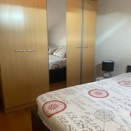Top Floor With Sea View Kaštela