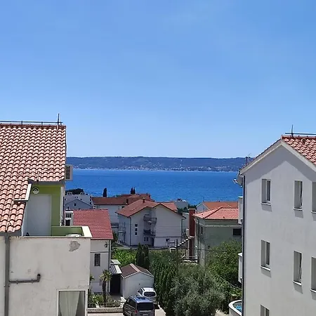 Top Floor With Sea View Kaštela