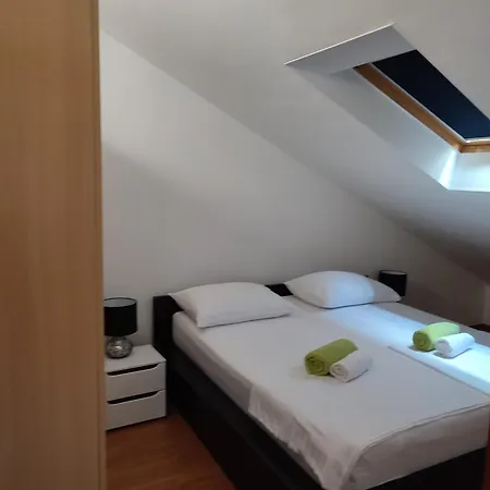 Top Floor With Sea View *